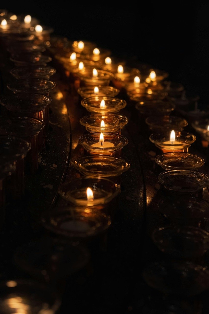 candles-9874140_1280.jpg